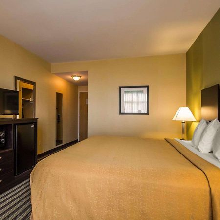 Quality Inn East Haven - New Haven Eksteriør billede