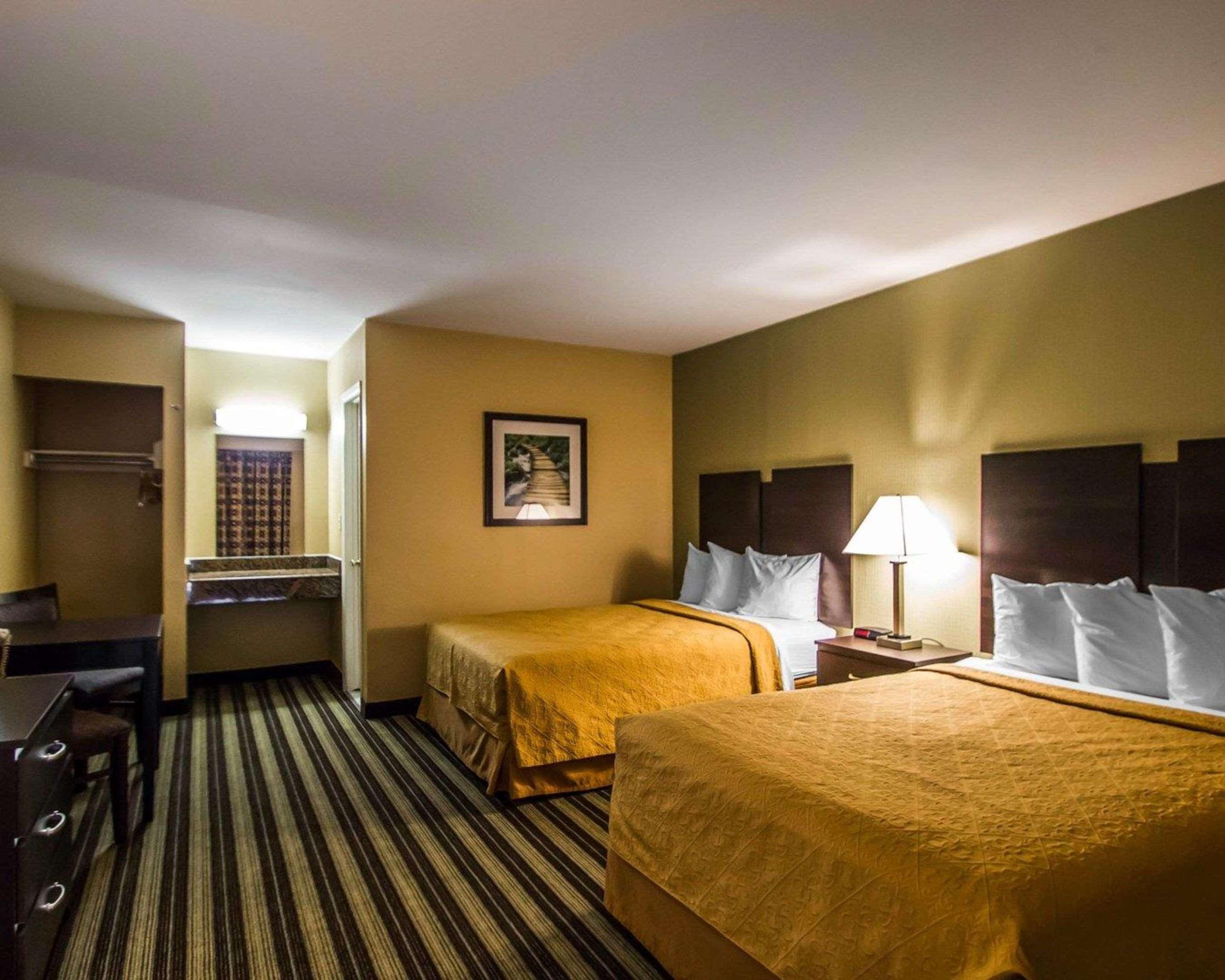 Quality Inn East Haven - New Haven Eksteriør billede