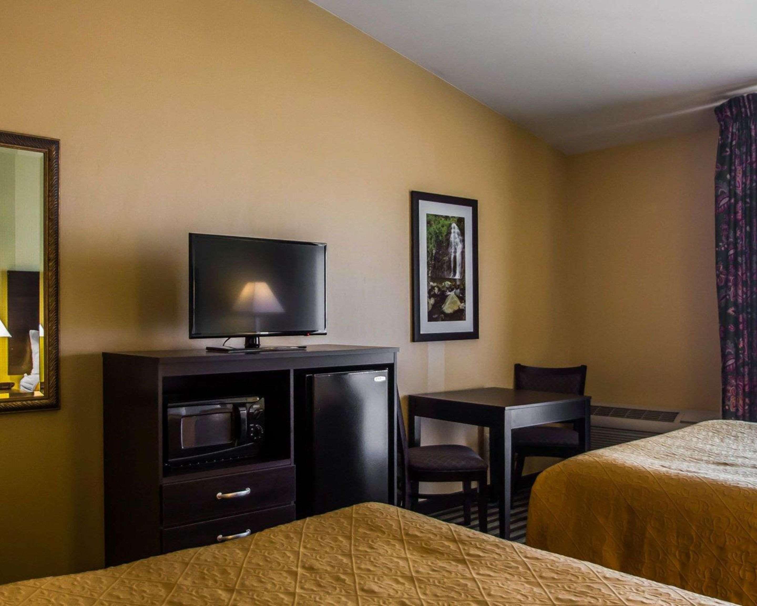 Quality Inn East Haven - New Haven Eksteriør billede