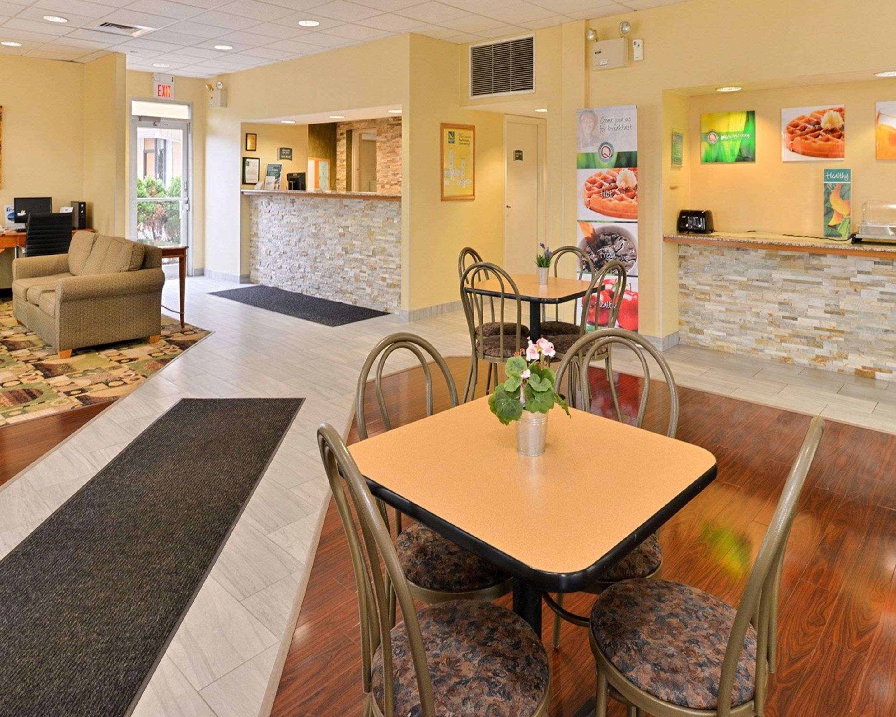 Quality Inn East Haven - New Haven Eksteriør billede