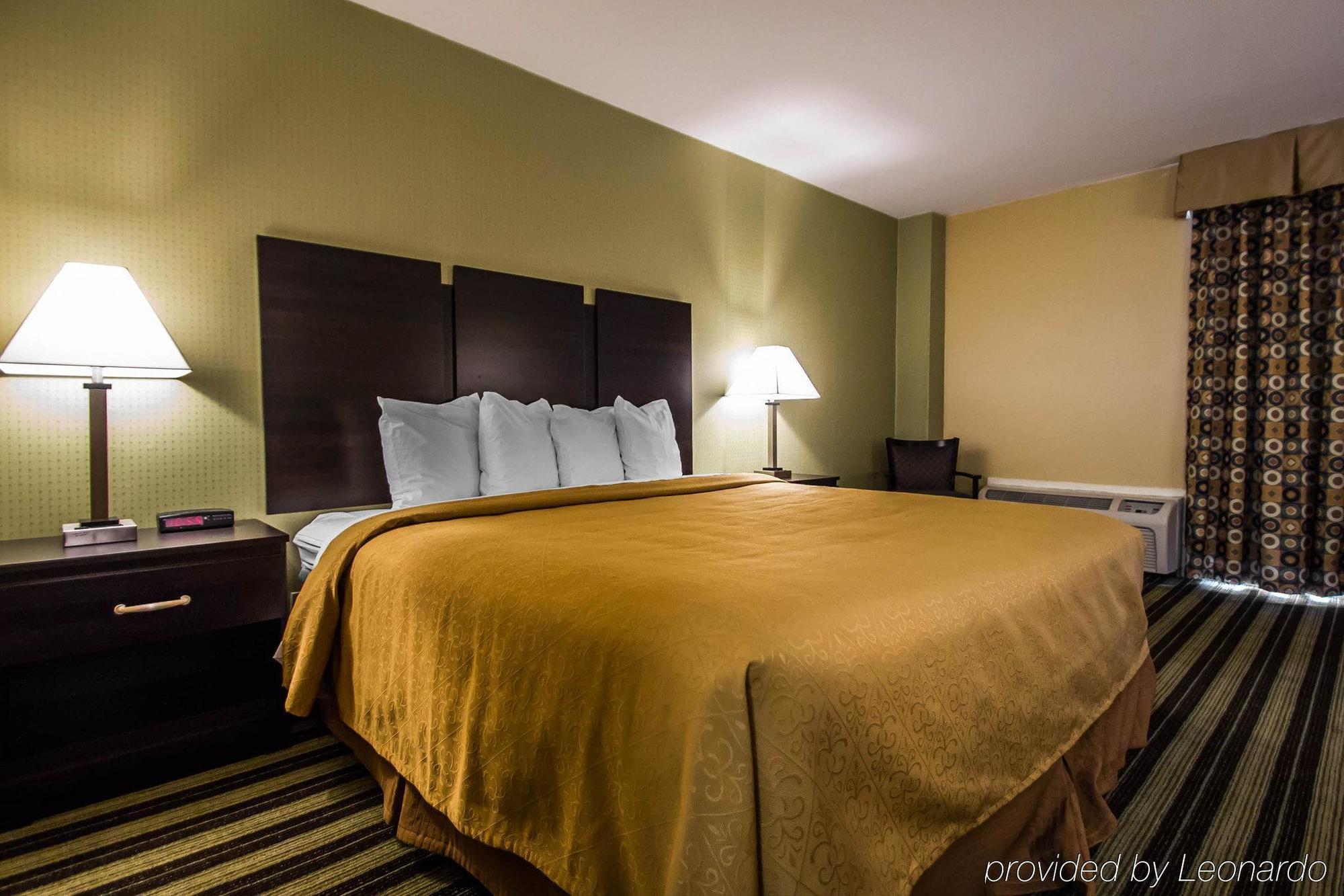 Quality Inn East Haven - New Haven Eksteriør billede