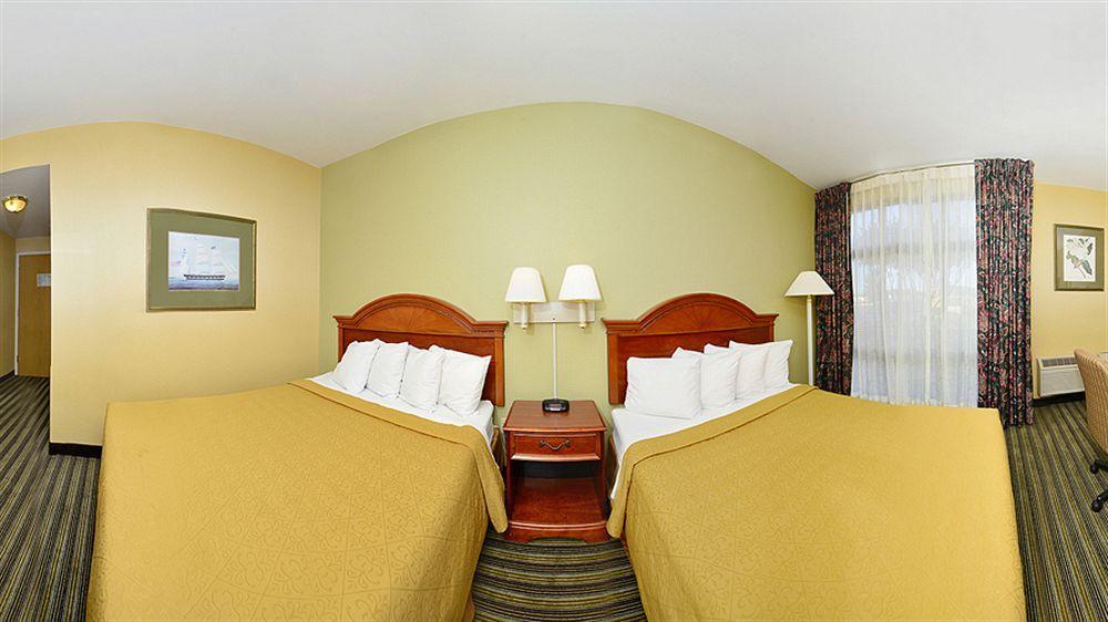 Quality Inn East Haven - New Haven Eksteriør billede
